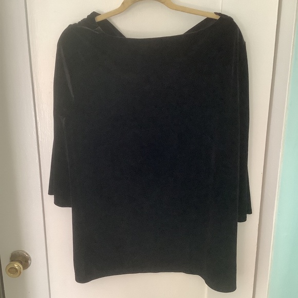 Chico’s Travelers Black Velvet Tunic Top, Size 3 - Picture 3 of 3